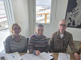 Starfsfólk fundar, Aðalsteinn, Gunnhildur og Helga.